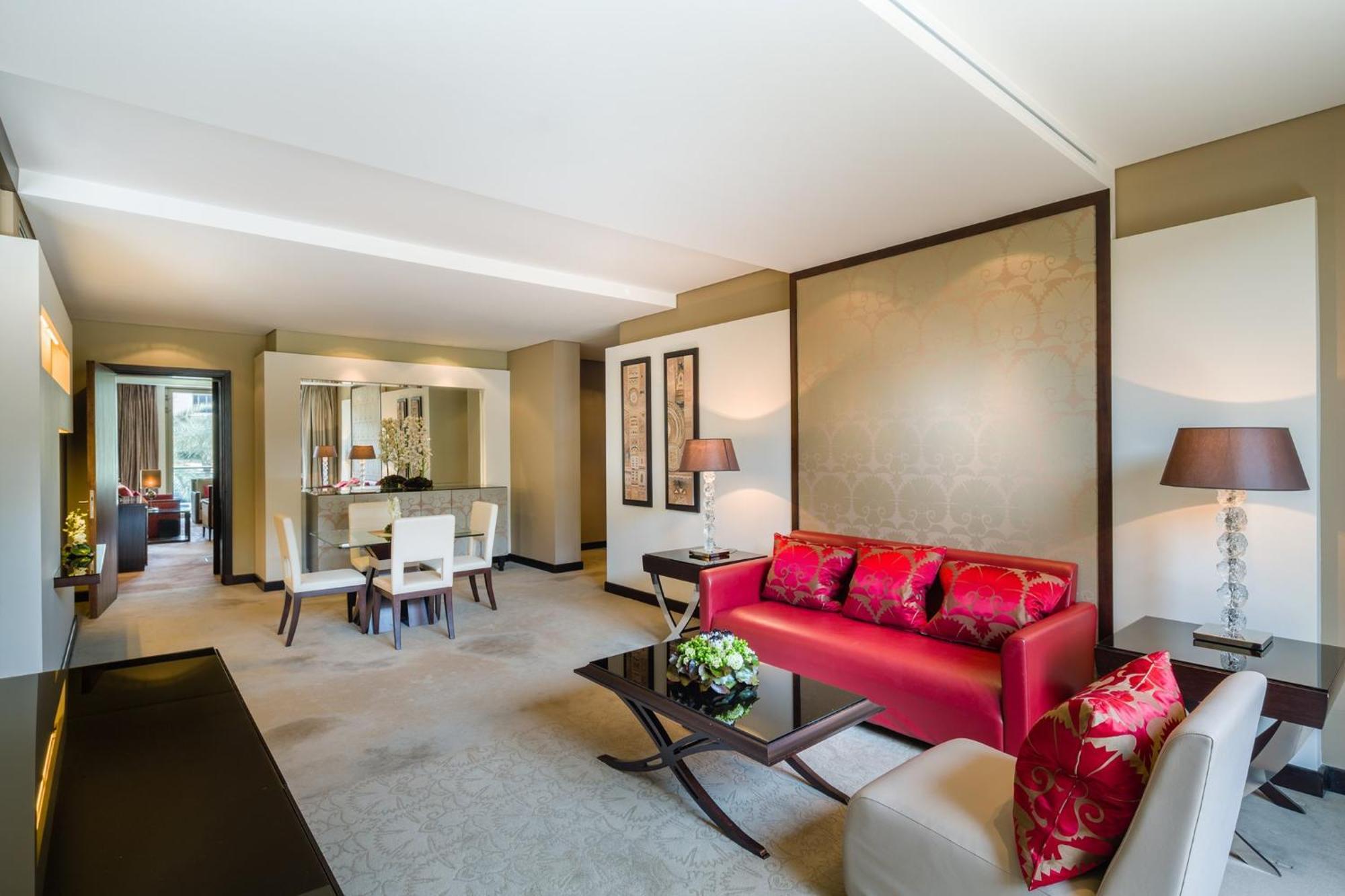 Mandarin Oriental Al Faisaliah, Riadh Exterior foto A suite at the Mandarin Oriental, Munich
