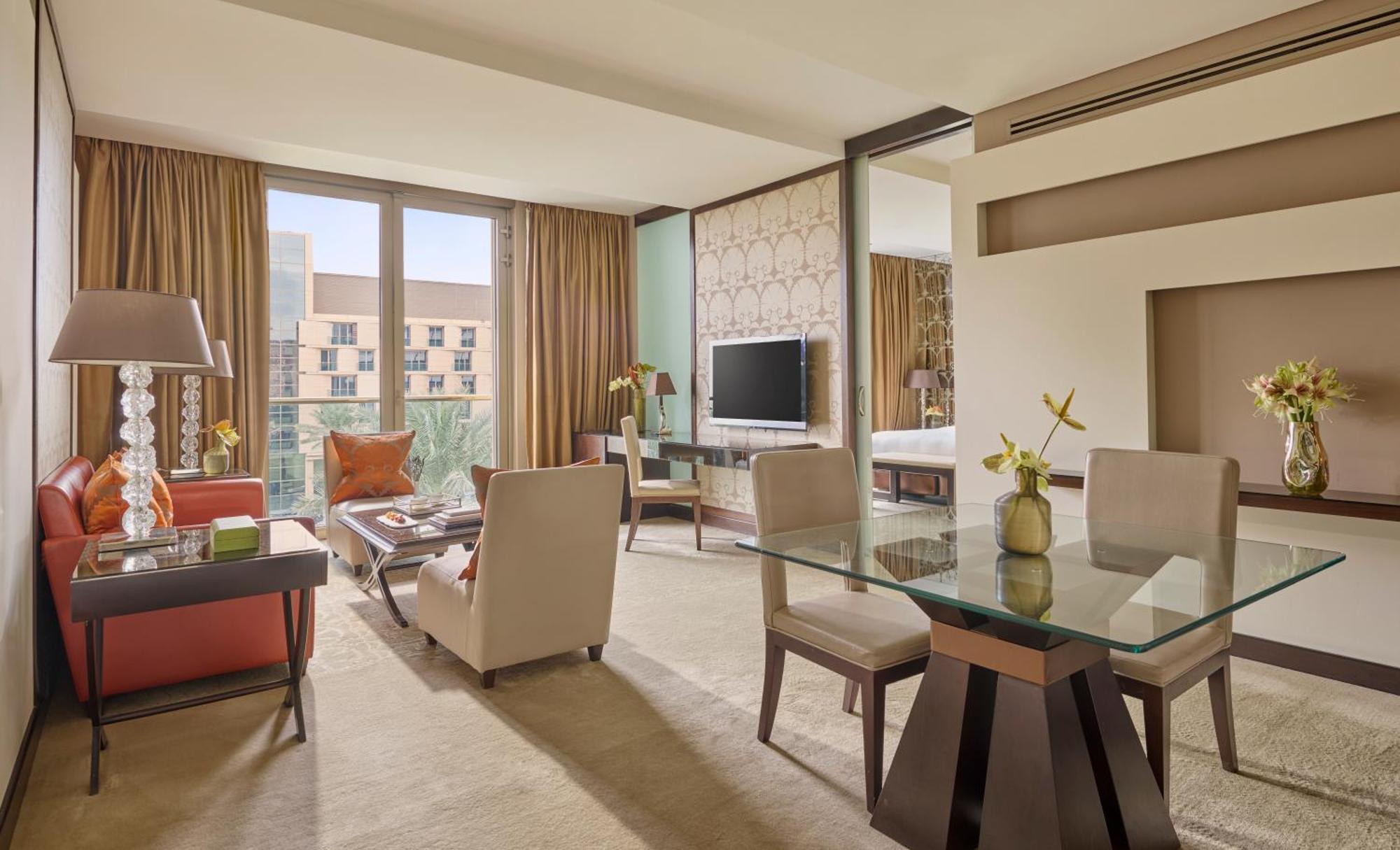 Mandarin Oriental Al Faisaliah, Riadh Exterior foto A suite at the Atlantis, The Royal