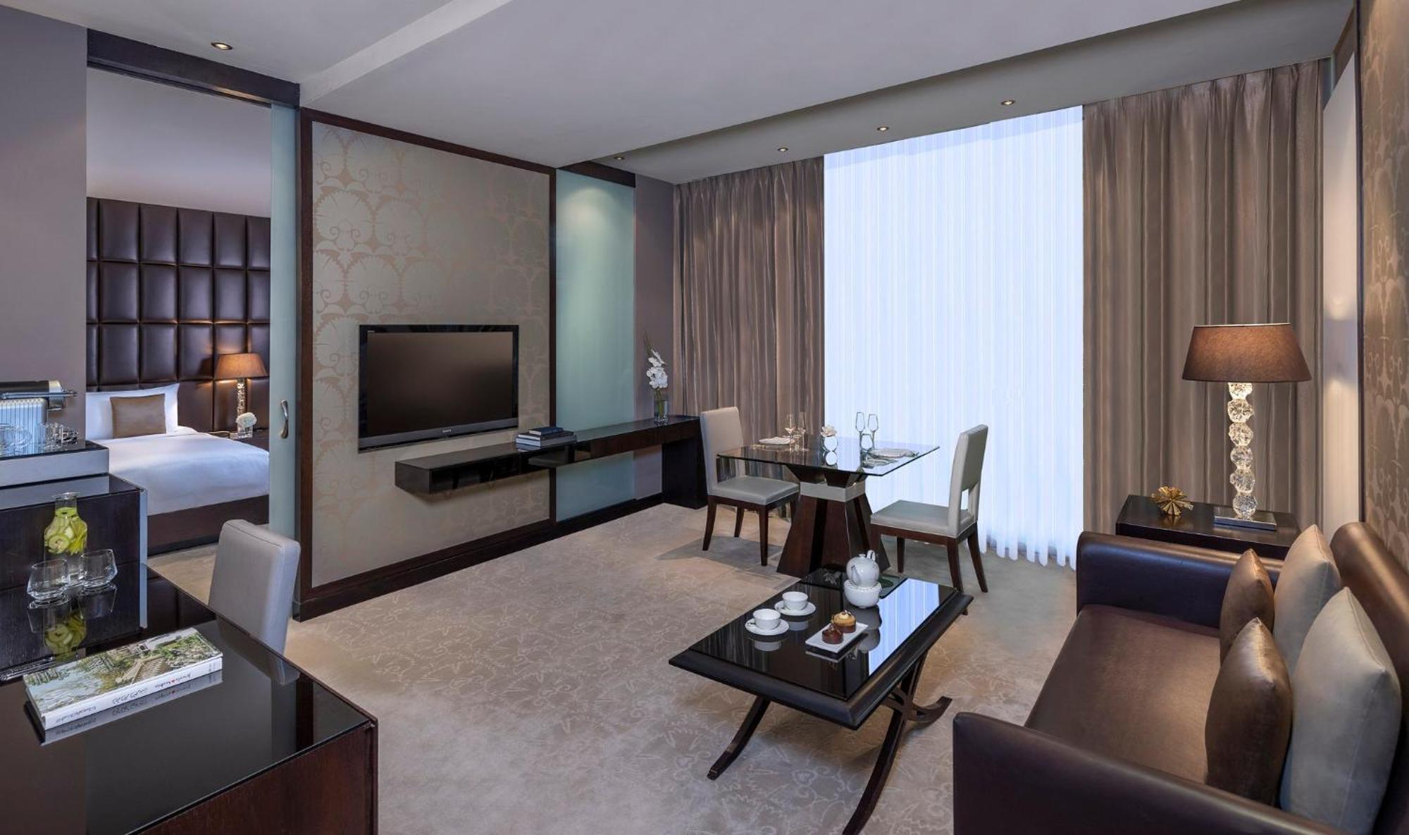 Mandarin Oriental Al Faisaliah, Riadh Exterior foto A suite at the hotel